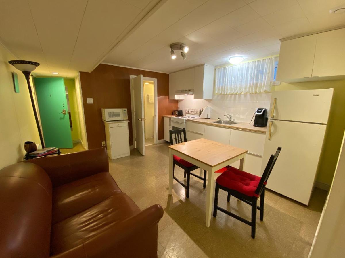 Martine & Michel Apartment Boucherville Bagian luar foto